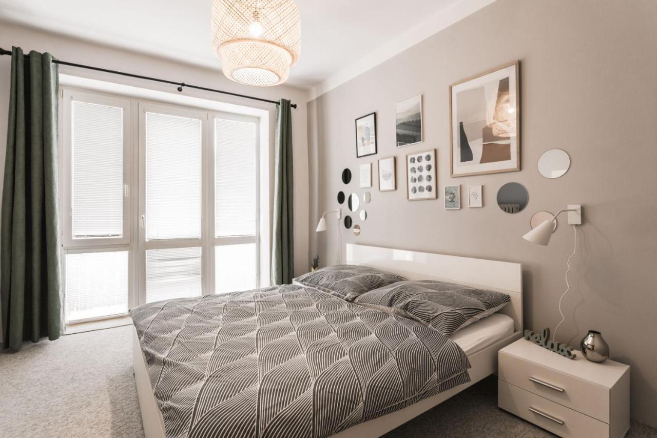 Flexihome Sk - Tolsteho - Free Parking On The Street - 2 Bedrooms โกชิเซ ภายนอก รูปภาพ